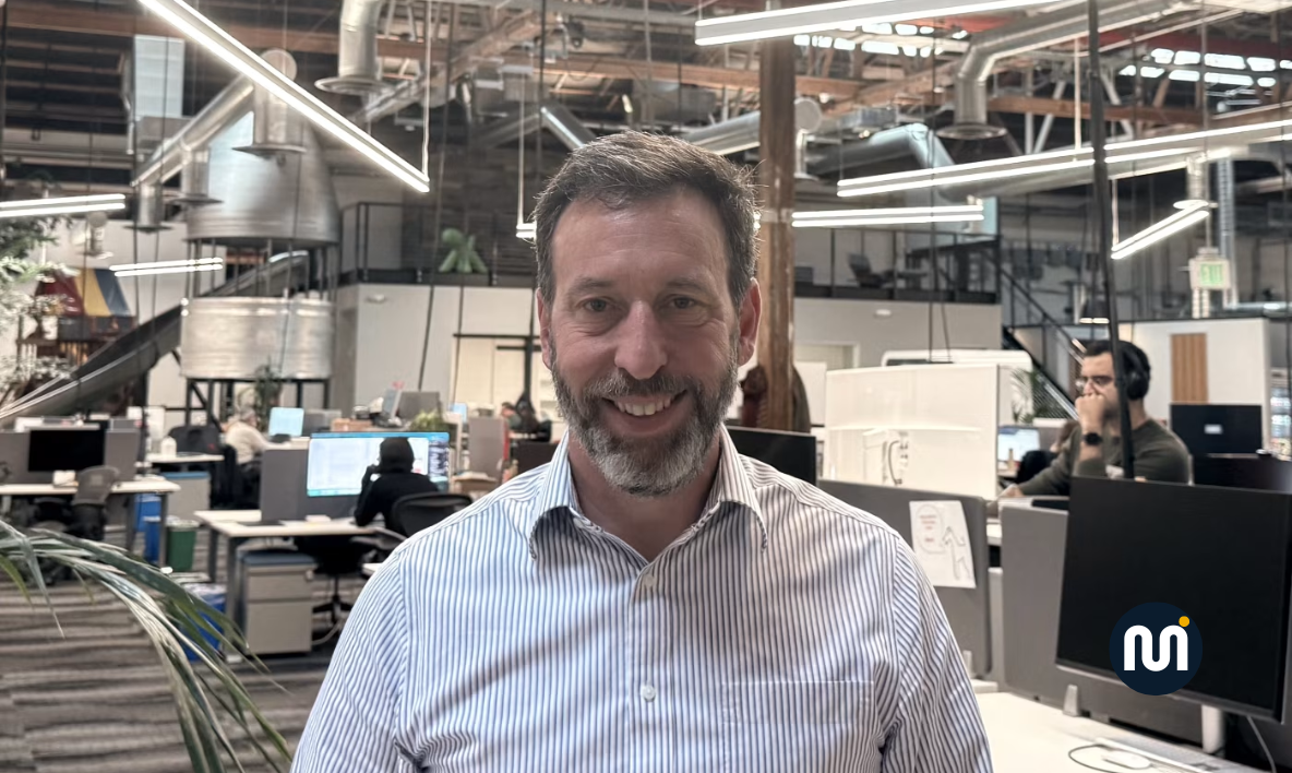 The Startup That Wants to Replace Copper Wires in Every AI Data Center